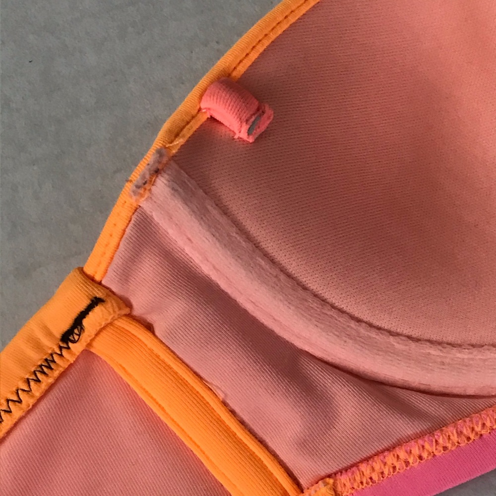 Victoria Secret Colorblock Bandeau Bikini Top 32B - Picture 9 of 10